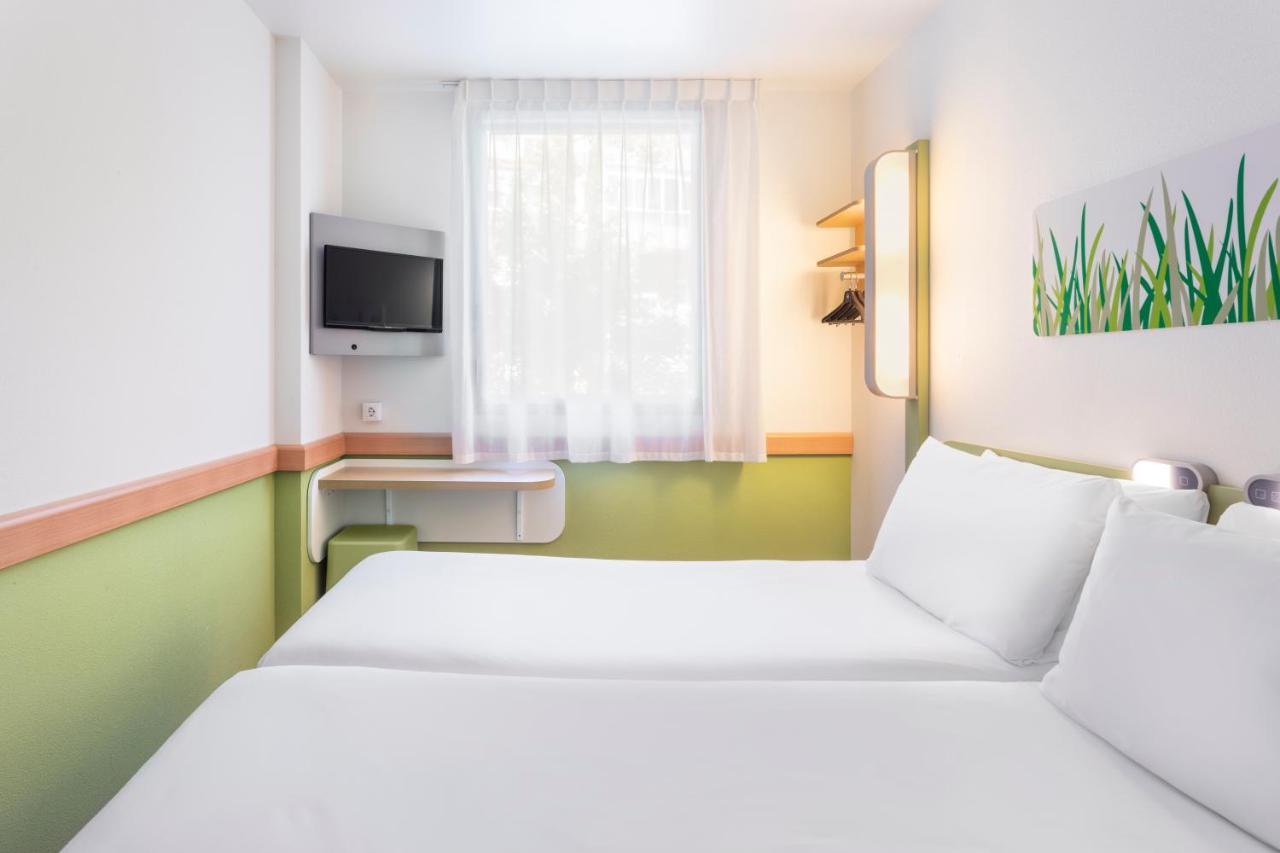 B&B Hotel Zaragoza Plaza Mozart Bagian luar foto